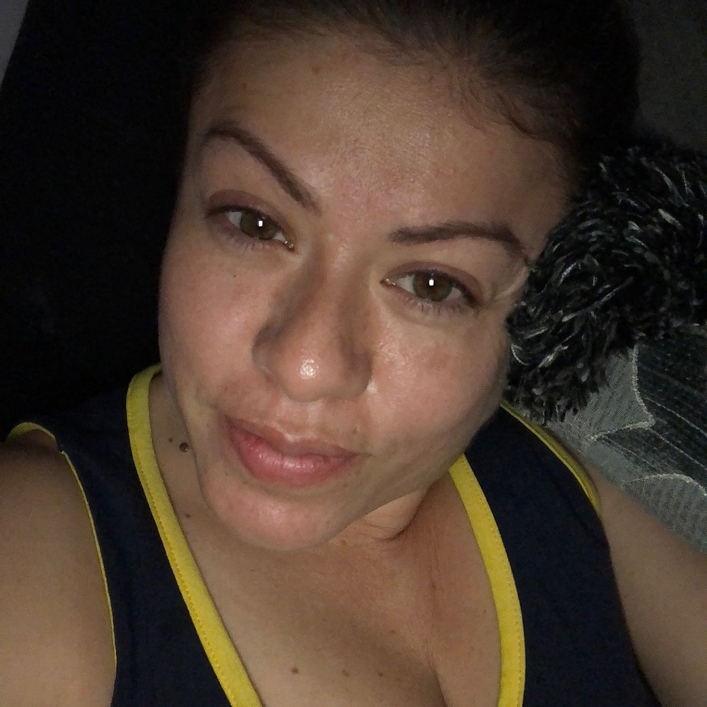 Meet your Posher, Alma